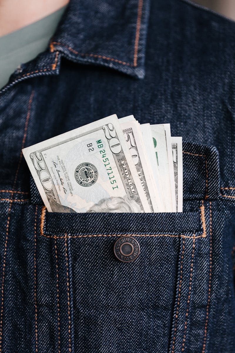 Processing a life insurance settlement